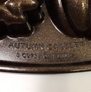 Nordic Ware Kitchen - 👹SOLD👹Nordic Ware Autumn Cake Pan Thanksgiving Nordic Ware Kitchen - 👹SOLD👹Nordic Ware Autumn Cake Pan Thanksgiving
